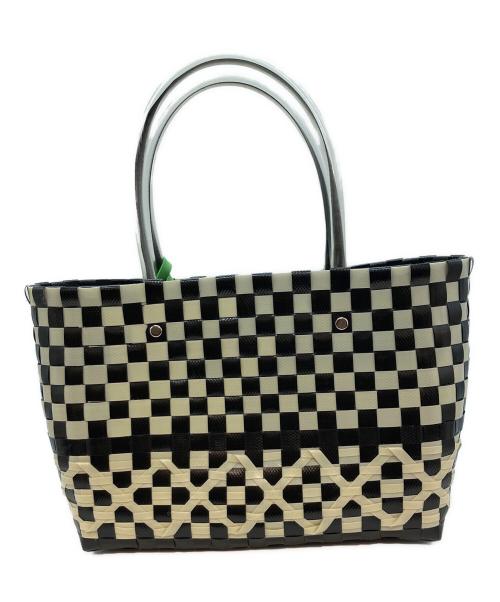 MARNI（マルニ）MARNI (マルニ) オーバルバッグ ホワイト×ブラックの古着・服飾アイテム