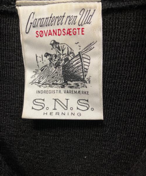 S.N.S. HERNING（エスエヌエスハーニング）S.N.S. HERNING (エスエヌエスハーニング) ニットジャケット ブラック サイズ:Sの古着・服飾アイテム