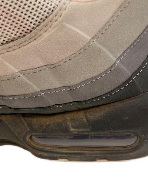 NIKE（ナイキ）NIKE (ナイキ) AIR MAX95 ローカットスニーカー パールグレー/ダークビートルート サイズ:29cmの古着・服飾アイテム