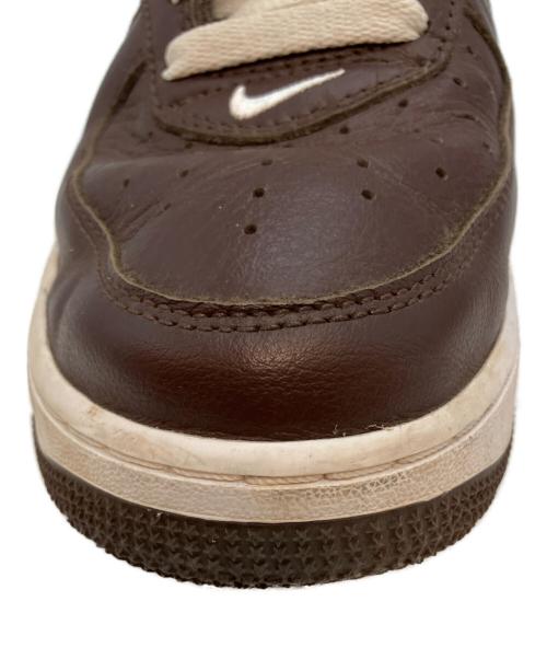 NIKE（ナイキ）NIKE (ナイキ) AIR FORCE1 LOW ローカットスニーカー ブラウン サイズ:27.5cmの古着・服飾アイテム