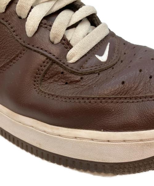 NIKE（ナイキ）NIKE (ナイキ) AIR FORCE1 LOW ローカットスニーカー ブラウン サイズ:27.5cmの古着・服飾アイテム