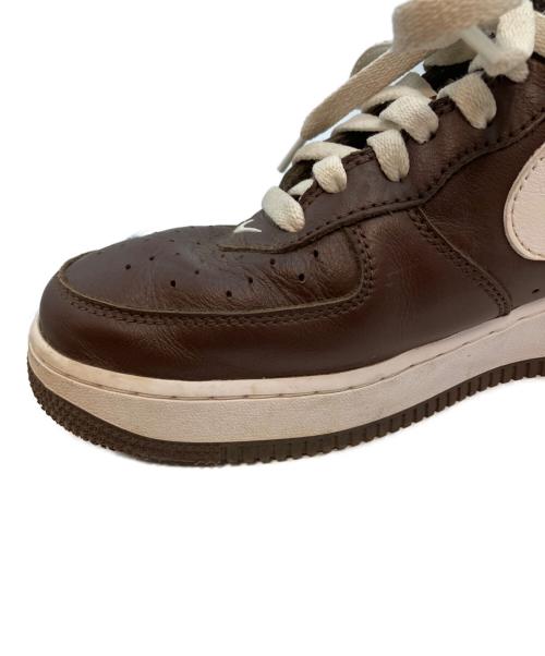 NIKE（ナイキ）NIKE (ナイキ) AIR FORCE1 LOW ローカットスニーカー ブラウン サイズ:27.5cmの古着・服飾アイテム