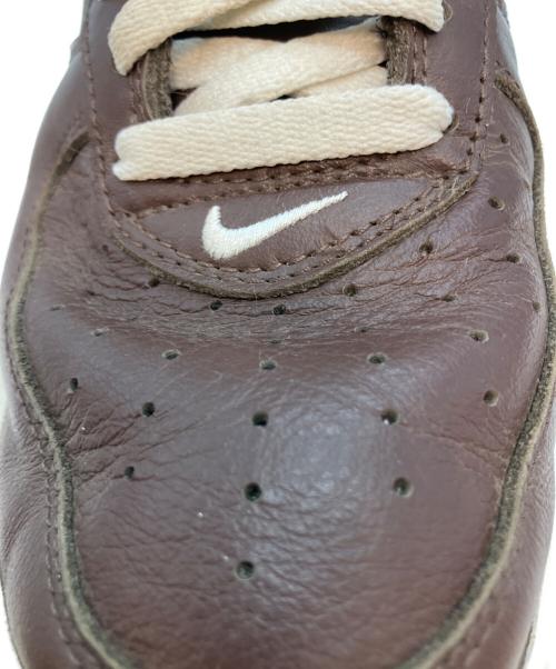 NIKE（ナイキ）NIKE (ナイキ) AIR FORCE1 LOW ローカットスニーカー ブラウン サイズ:27.5cmの古着・服飾アイテム