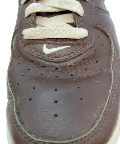 NIKE（ナイキ）NIKE (ナイキ) AIR FORCE1 LOW ローカットスニーカー ブラウン サイズ:27.5cmの古着・服飾アイテム