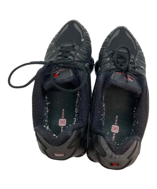 NIKE（ナイキ）NIKE (ナイキ) Women's Shox TL ローカットスニーカー ブラック サイズ:27.5cmの古着・服飾アイテム
