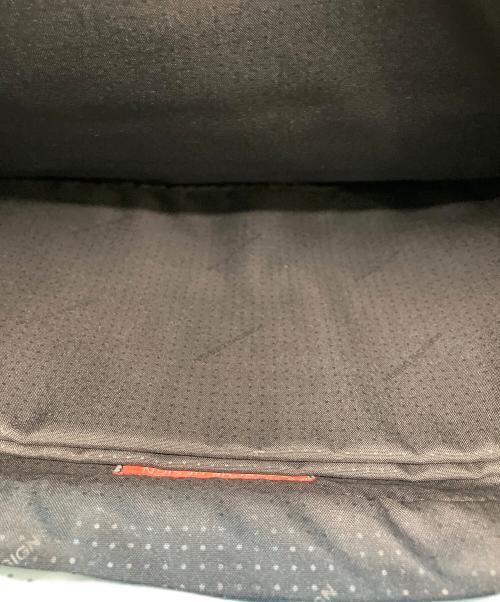 PORSCHE DESIGN CARGON（ポルシェデザインカーゴン）PORSCHE DESIGN CARGON (ポルシェデザインカーゴン) ビジネスバッグ グレーの古着・服飾アイテム