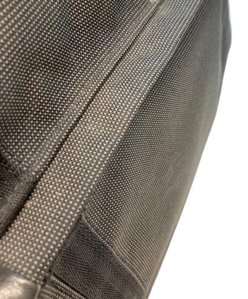 PORSCHE DESIGN CARGON（ポルシェデザインカーゴン）PORSCHE DESIGN CARGON (ポルシェデザインカーゴン) ビジネスバッグ グレーの古着・服飾アイテム