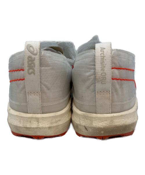 asics（アシックス）asics (アシックス) KENGO KUMA (隈研吾) アーキサイト オル ローカットスニーカー ホワイト サイズ:25.5cmの古着・服飾アイテム