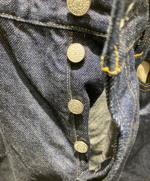 LEVI'S（リーバイス）LEVI'S (リーバイス) KENZO (ケンゾー) 501 1933 Suspender Jeans インディゴ サイズ:W31の古着・服飾アイテム