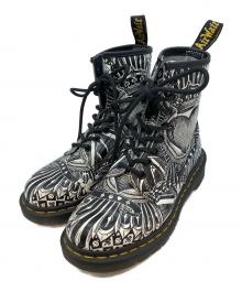 Dr.Martens（ドクターマーチン）の古着「1460 EGRET PLAYING CARD 8ホールブーツ」｜ブラック×ホワイト
