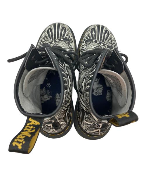 Dr.Martens（ドクターマーチン）Dr.Martens (ドクターマーチン) 1460 EGRET PLAYING CARD 8ホールブーツ ブラック×ホワイト サイズ:UK4の古着・服飾アイテム
