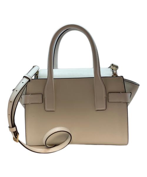 MICHAEL KORS（マイケルコース）MICHAEL KORS (マイケルコース) CARMEN MD FLAP SATCHEL カルメンミディアムフラップサッチェル 2WAYバッグ ホワイトの古着・服飾アイテム