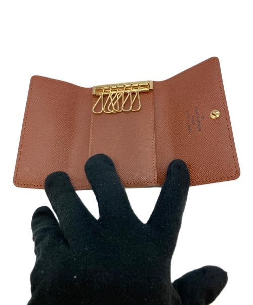 LOUIS VUITTON（ルイ ヴィトン）LOUIS VUITTON (ルイ ヴィトン) モノグラム ミュルティクレ6 ET1011 キーケース ブラウンの古着・服飾アイテム