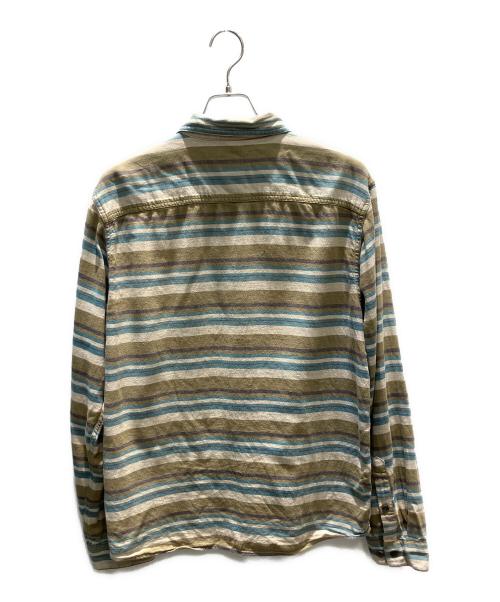 Patagonia（パタゴニア）Patagonia (パタゴニア) ライトウェイトフィヨルドフランネルシャツ 長袖シャツ オリーブ サイズ:Mの古着・服飾アイテム