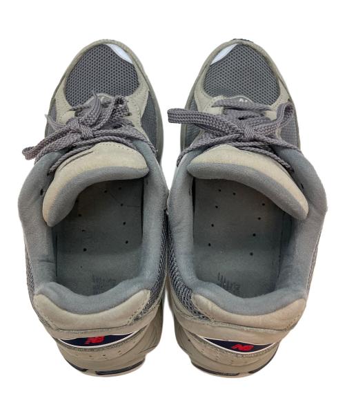 NEW BALANCE（ニューバランス）NEW BALANCE (ニューバランス) 2002RA ローカットスニーカー グレー サイズ:27cmの古着・服飾アイテム