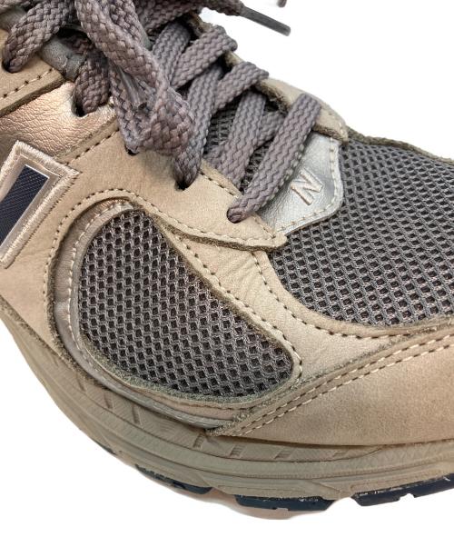 NEW BALANCE（ニューバランス）NEW BALANCE (ニューバランス) 2002RA ローカットスニーカー グレー サイズ:27cmの古着・服飾アイテム
