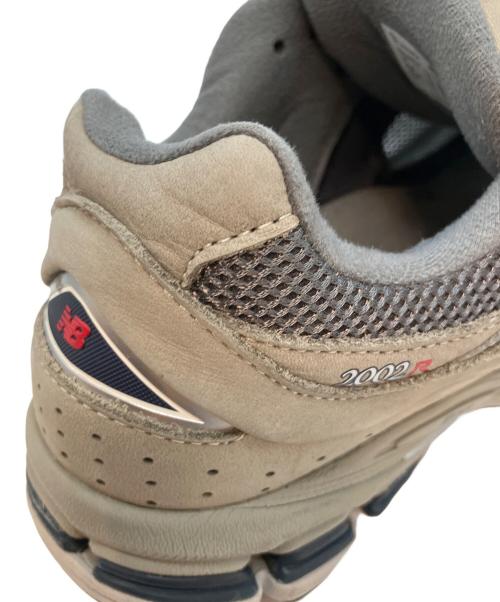 NEW BALANCE（ニューバランス）NEW BALANCE (ニューバランス) 2002RA ローカットスニーカー グレー サイズ:27cmの古着・服飾アイテム