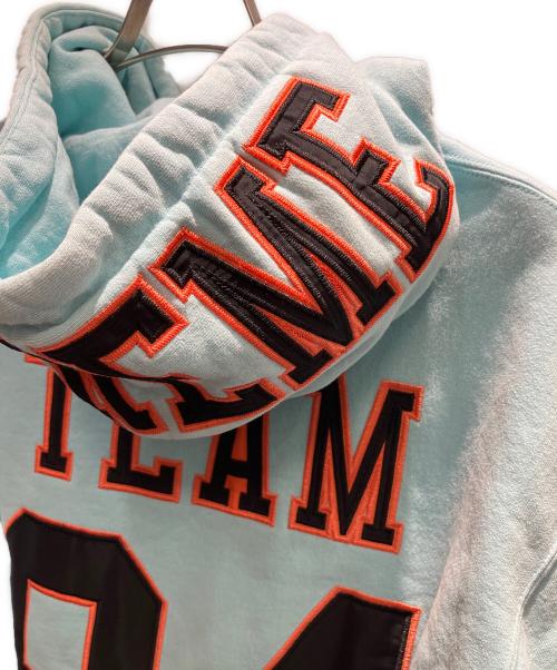 SUPREME（シュプリーム）SUPREME (シュプリーム) Team 94 Hooded Sweatshirt SS25 プルオーバーパーカー スカイブルー サイズ:Sの古着・服飾アイテム