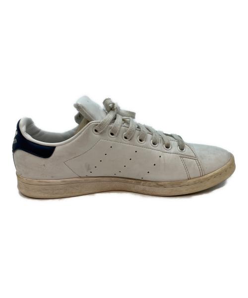 adidas（アディダス）adidas (アディダス) スタンスミス スニーカー ホワイト×ネイビー サイズ:27cmの古着・服飾アイテム