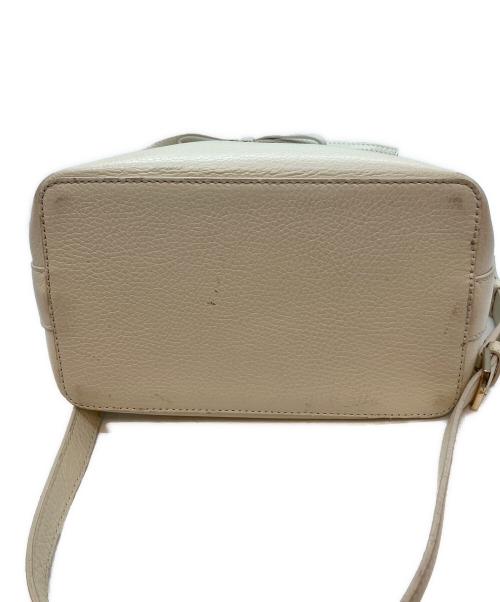 FURLA（フルラ）FURLA (フルラ) コスタンザ 巾着型2WAYショルダーバッグ  2WAYショルダーバッグ アイボリーの古着・服飾アイテム