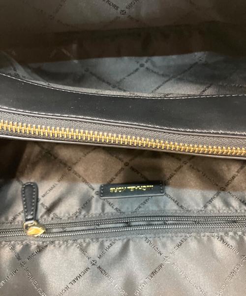 MICHAEL KORS（マイケルコース）MICHAEL KORS (マイケルコース) CHRISTINA ショルダーバッグ ブラックの古着・服飾アイテム