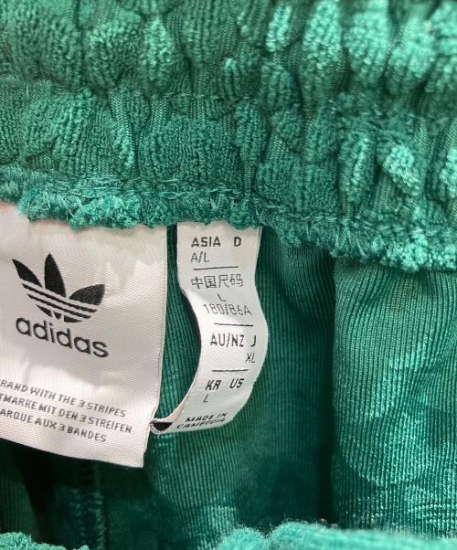 adidas（アディダス）adidas (アディダス) グリーン モノグラム トラックパンツ グリーン サイズ:XLの古着・服飾アイテム