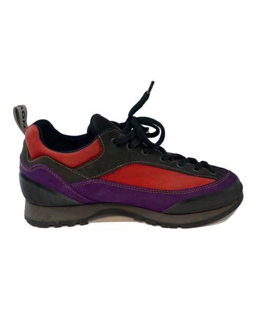 GARMONT（ガルモント）GARMONT (ガルモント) STICKY WEEKEND ローカットスニーカー ブラック サイズ:UK8 1/2の古着・服飾アイテム