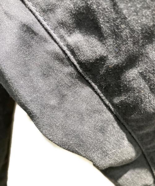 C.P COMPANY（シーピーカンパニー）C.P COMPANY (シーピーカンパニー) ストレッチサテン エルゴノミック レンズ カーゴパンツ パンツ ネイビー サイズ:46の古着・服飾アイテム