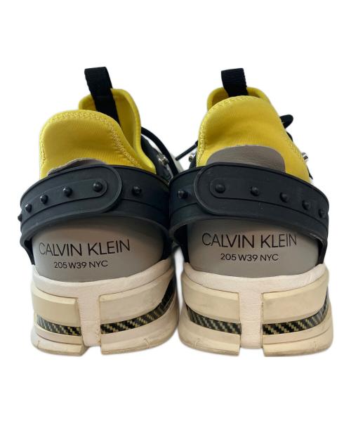 Calvin Klein（カルバンクライン）Calvin Klein (カルバンクライン) Calvin Klein 205W39NYC CARLOS10 ダッドスニーカー グレー サイズ:US10の古着・服飾アイテム