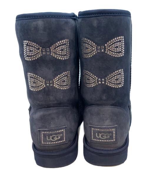 UGG（アグ）UGG (アグ) クリスタルボウムートンブーツ ネイビー サイズ:24cmの古着・服飾アイテム