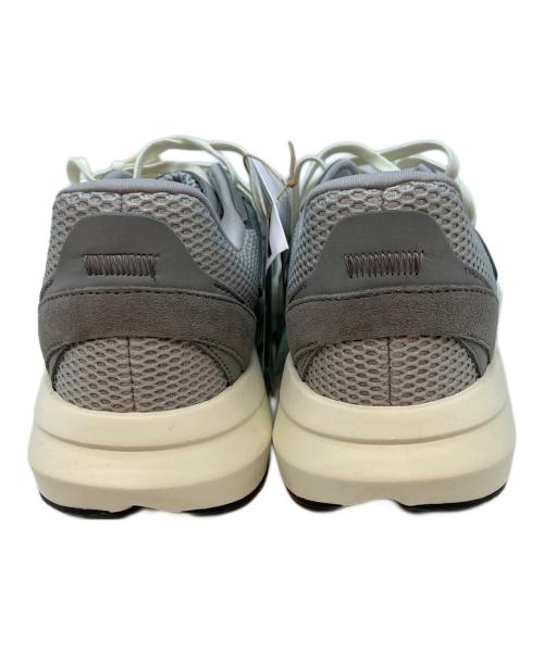 adidas（アディダス）adidas (アディダス) Lightblaze ローカットスニーカー グレー サイズ:26.5cmの古着・服飾アイテム