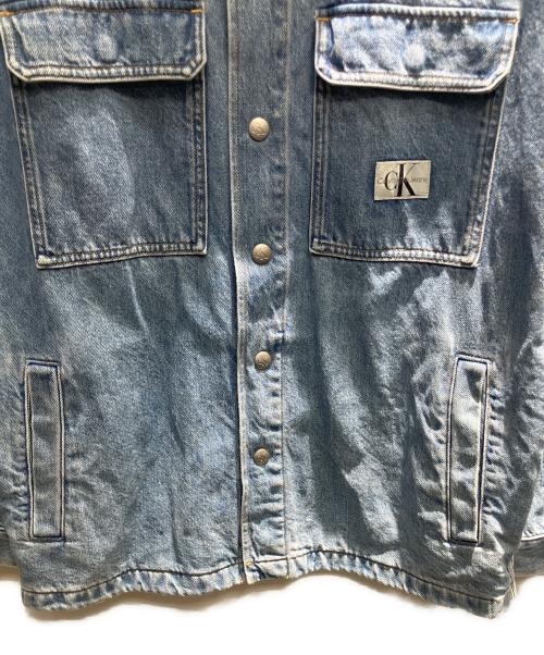 Calvin Klein Jeans（カルバンクラインジーンズ）Calvin Klein Jeans (カルバンクラインジーンズ) ボクシーユーズユーティリティデニムジャケット デニムジャケット インディゴ サイズ:Mの古着・服飾アイテム