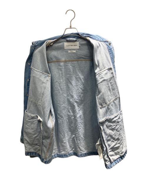 Calvin Klein Jeans（カルバンクラインジーンズ）Calvin Klein Jeans (カルバンクラインジーンズ) ボクシーユーズユーティリティデニムジャケット デニムジャケット インディゴ サイズ:Mの古着・服飾アイテム