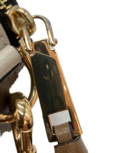 Marc by Marc Jacobs（マークバイマークジェイコブス）Marc by Marc Jacobs (マークバイマークジェイコブス) THE SNAPSHOT ショルダーバッグ ブラウンの古着・服飾アイテム