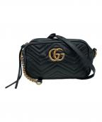 GUCCIグッチ）の古着「GGマーモントスモール カメラバッグ 486623 ショルダーバッグ」｜ブラック