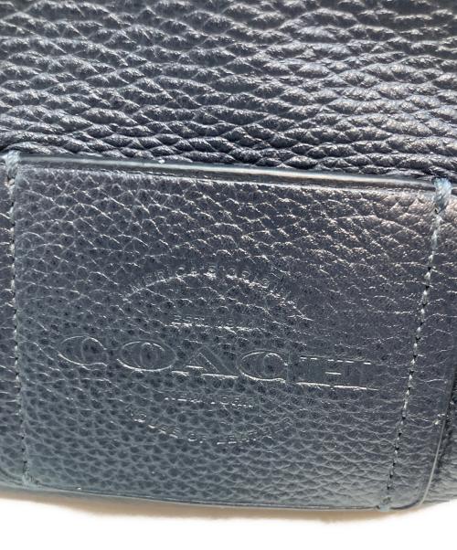 COACH（コーチ）COACH (コーチ) メッセンジャーバッグ ネイビーの古着・服飾アイテム
