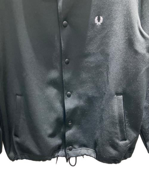 FRED PERRY（フレッドペリー）FRED PERRY (フレッドペリー) コーチジャケット ブラック サイズ:Lの古着・服飾アイテム