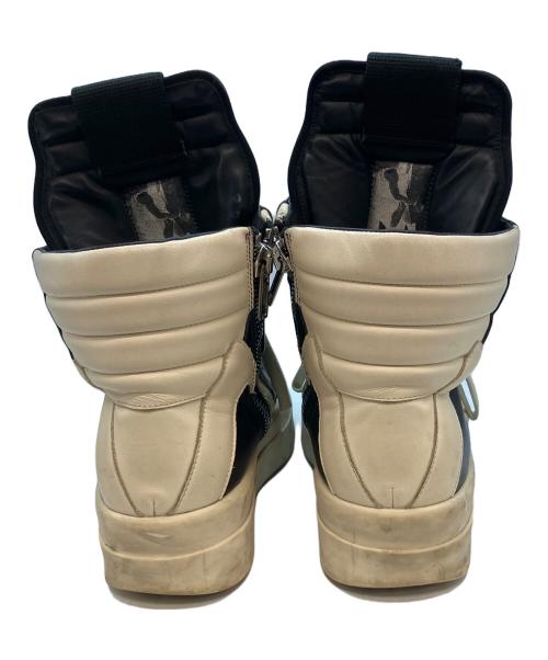 RICK OWENS（リックオウエンス）RICK OWENS (リックオウエンス) MEGA BUMPER GEOBASKET ハイカットスニーカー ホワイト×ブラック サイズ:42の古着・服飾アイテム