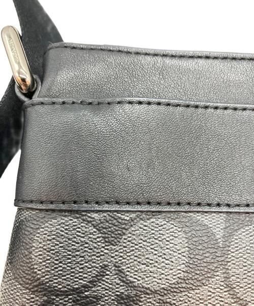 COACH（コーチ）COACH (コーチ) シグネチャー ショルダーバッグ ブラックの古着・服飾アイテム