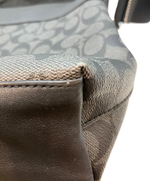 COACH（コーチ）COACH (コーチ) シグネチャー ショルダーバッグ ブラックの古着・服飾アイテム