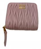 MIU MIUミュウミュウ）の古着「2つ折り財布」｜ピンク