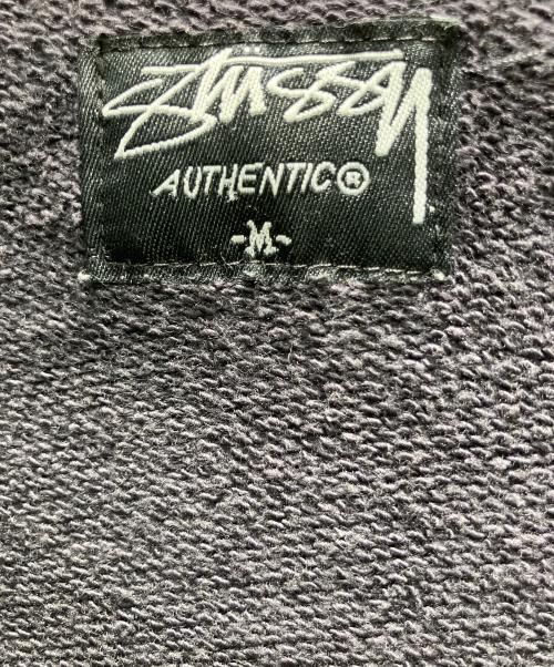 stussy（ステューシー）stussy (ステューシー) スカル総柄ジップパーカー ジップパーカー グレー サイズ:Mの古着・服飾アイテム