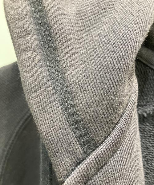stussy（ステューシー）stussy (ステューシー) スカル総柄ジップパーカー ジップパーカー グレー サイズ:Mの古着・服飾アイテム