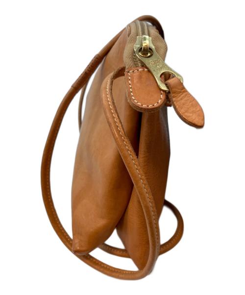 IL BISONTE（イル ビゾンテ）IL BISONTE (イル ビゾンテ) レザーサコッシュ キャメルの古着・服飾アイテム