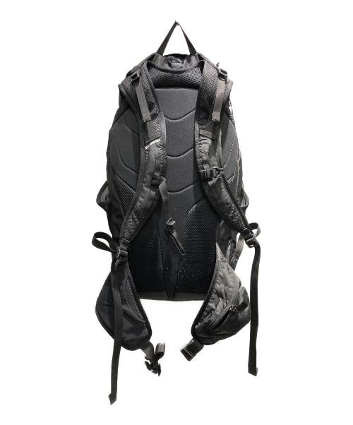 SALOMON（サロモン）SALOMON (サロモン) リュック ブラックの古着・服飾アイテム