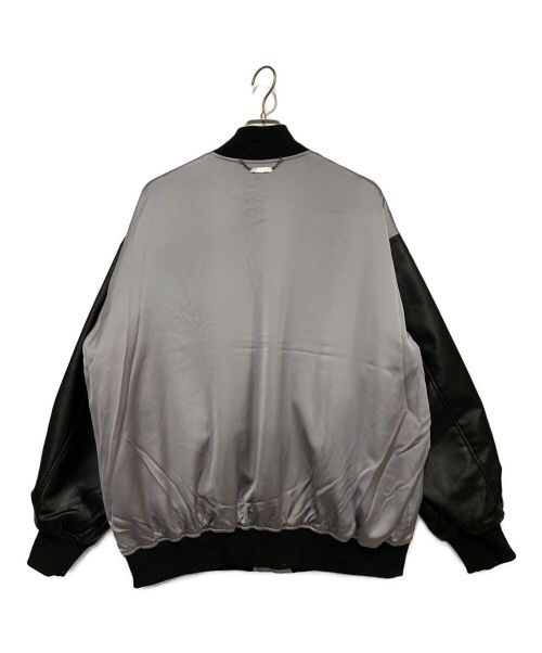 ADRER（アドラー）ADRER (アドラー) レザー×サテン スタジアムスカジャンパー グレー×ブラック サイズ:Sの古着・服飾アイテム