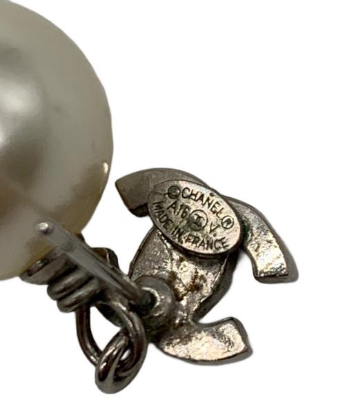 CHANEL（シャネル）CHANEL (シャネル) パール付きココマークピアスの古着・服飾アイテム