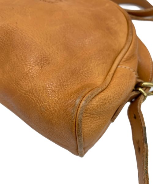 IL BISONTE（イル ビゾンテ）IL BISONTE (イル ビゾンテ) レザーショルダーバッグ ブラウンの古着・服飾アイテム