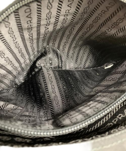 PRADA（プラダ）PRADA (プラダ) ナイロンハンドバッグ ブラックの古着・服飾アイテム