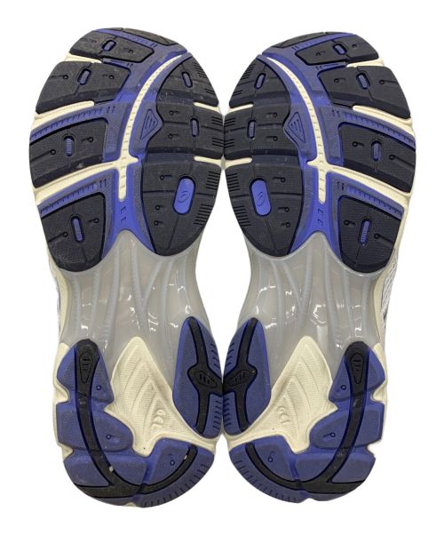 asics（アシックス）asics (アシックス) スニーカー ホワイト サイズ:26の古着・服飾アイテム